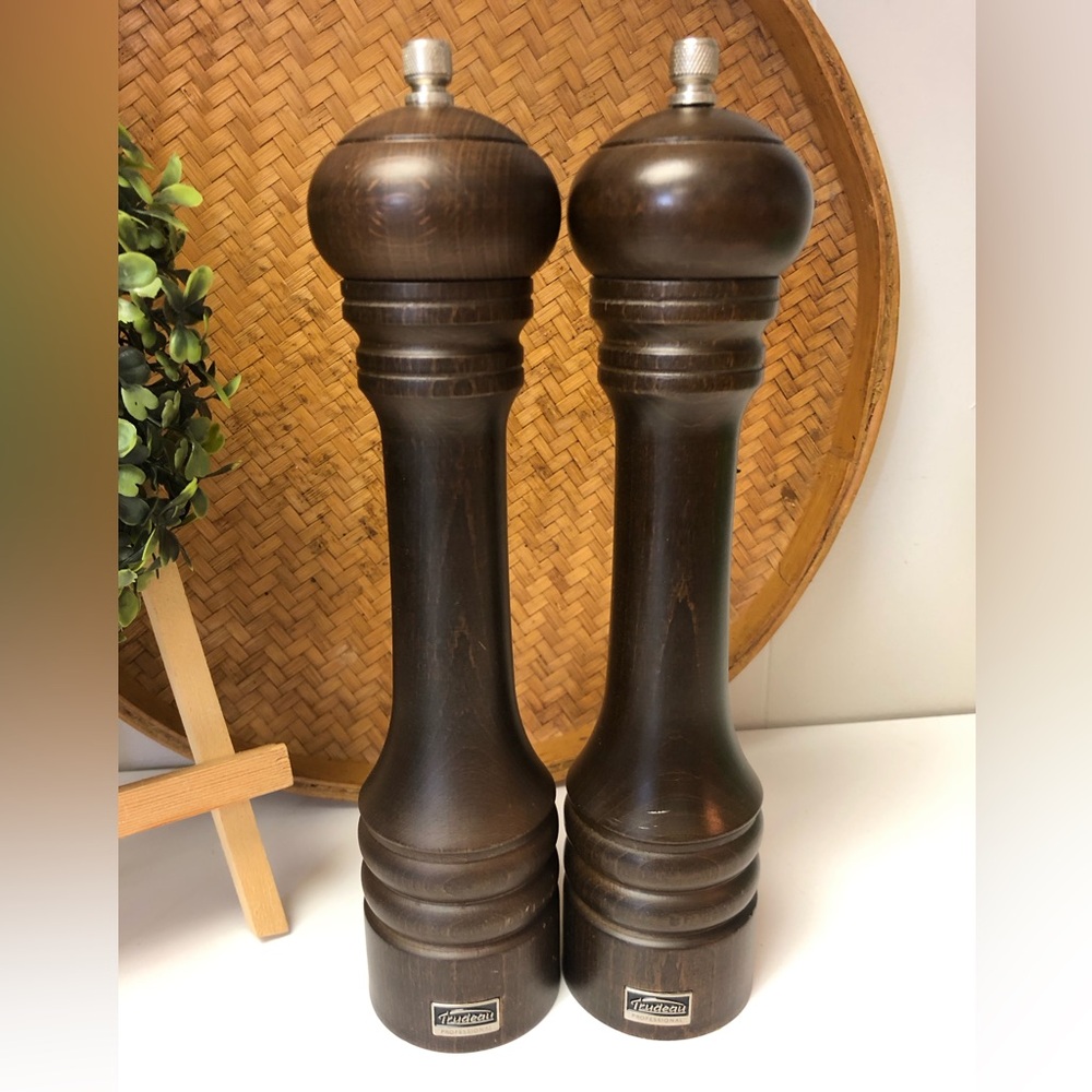 COPY - Trudeau Professional 12” Salt and Pepper Grinders Both in Like New Condi…